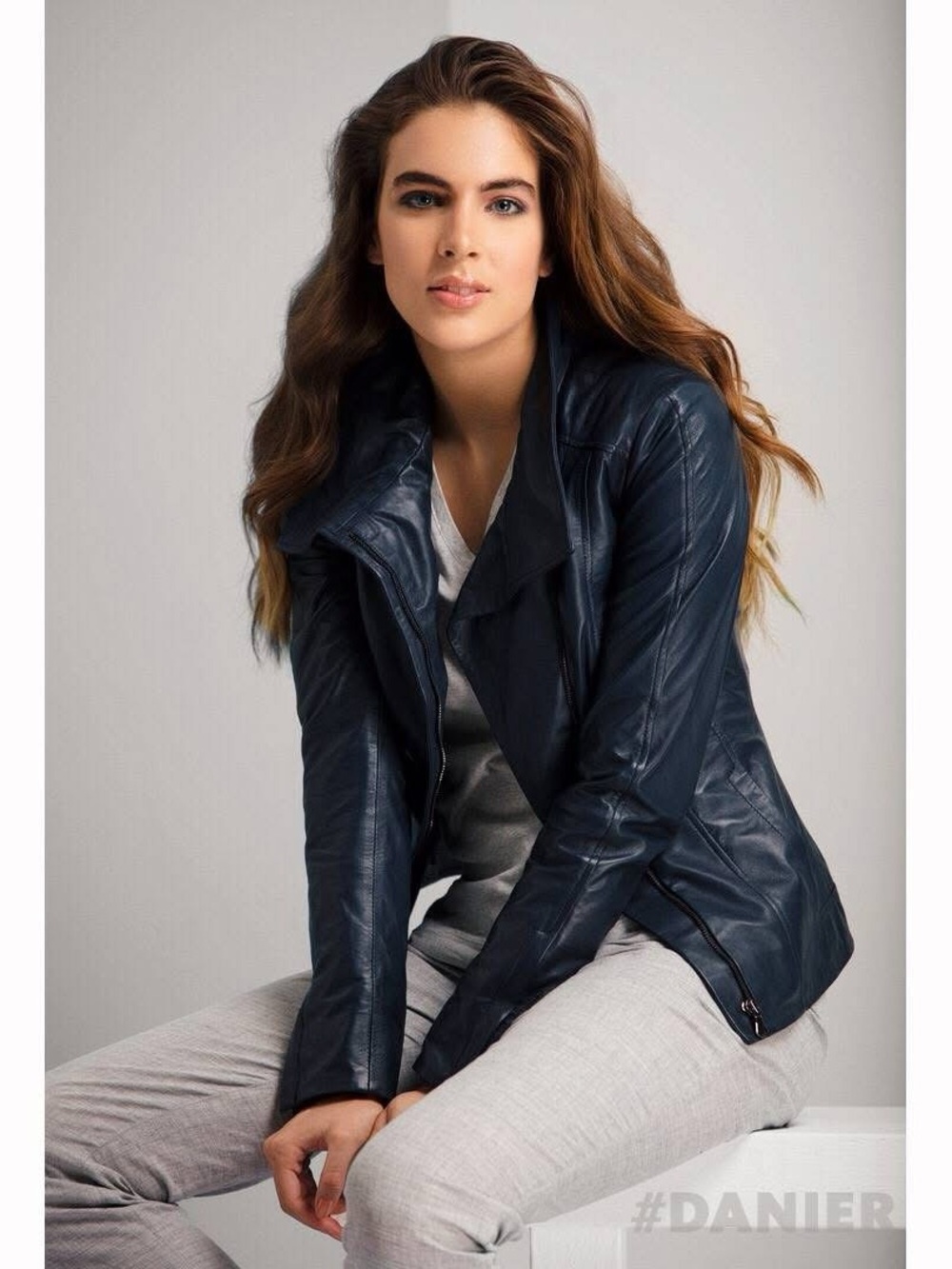 Black asymmetric Danier leather jacket - size 3XS